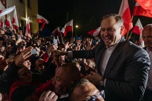 Кароль Навроцький має суперечливе ставлення до України