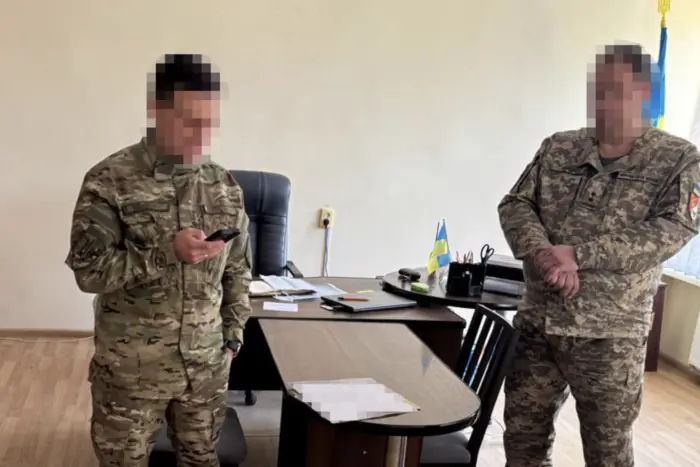На Івано-Франківщині воєнком отримав підозру за маніпуляції з призовом