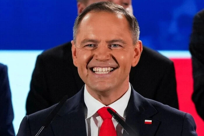 Экс-посол Польши в Украине объяснил, что означает победа Навроцкого на президентских выборах