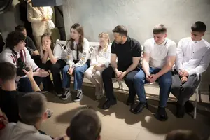 Як президент і перша леді розважали дітей під час тривоги (відео)