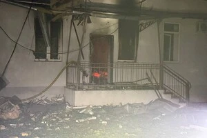 Російські дрони влучили у пологовий будинок в Одесі