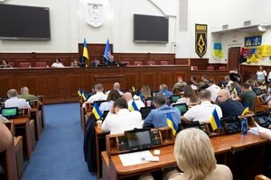 «Не обслуговуються роками». В одному з районів Києва вирішено упорядкувати міжквартальні дороги