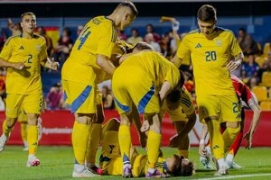 «Синьо-жовті» за результатами жеребкування потрапили в групу D, де зіграють проти однолітків з Данії, Нідерландів й Фінляндії