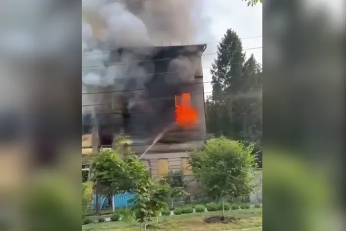 У Харкові горить будівля ТЦК