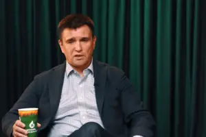 За словами Клімкіна, у світі розпочнуться дуже непрості дискусії