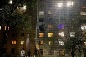У Києві уламками пошкоджено гуртожиток авіаційного інституту