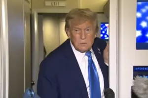 Трамп заявив, що не знав про масований обстріл Києва (відео)