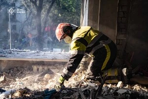 Уламок ракети РФ влучив у гуртожиток медуніверситету імені Шупика