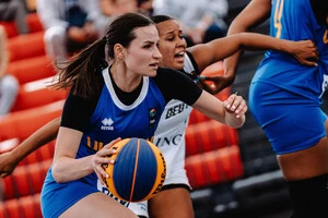 Українська збірна виграла групу D та вийшла у чвертьфінал з першого місця