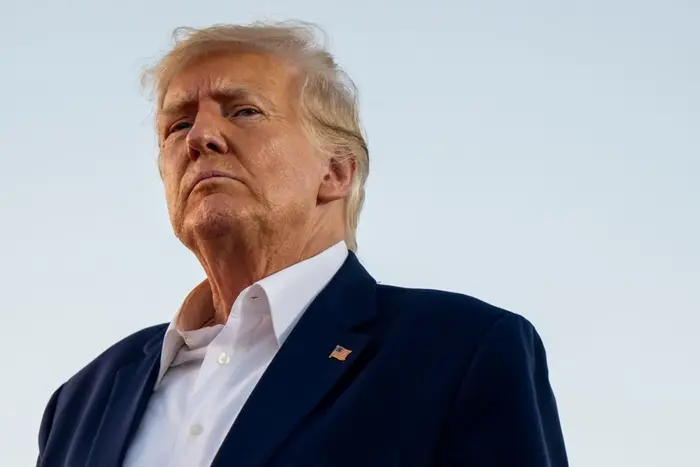 Через Зеленського? З’явилася нова версія, чому Трамп раптово покинув саміт G7