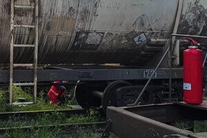 На Вінничині 13-річного хлопця вдарило струмом на даху вантажного вагона