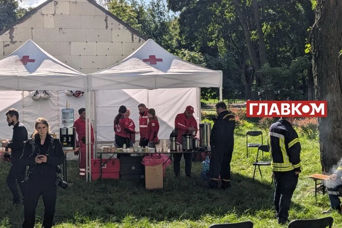 У Києві розгорнуто штаби для допомоги постраждалим від обстрілів: адреси