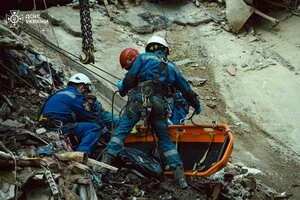 Станом на 13 годину у Києві внаслідок масованого комбінованого обстрілу РФ загинуло семеро людей