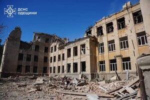 Удар по ліцею у Білгород-Дністровському: пошукові роботи завершено