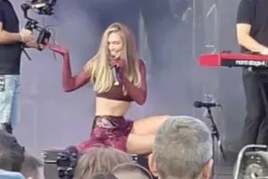 Брежнєва ледь не впала під час виконання російськомовної пісні під фонограму