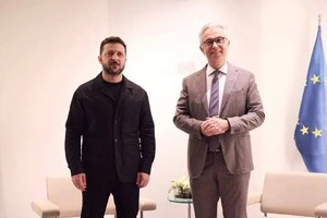 Володимир Зеленський запросив Теодороса Русопулоса відвідати Україну з візитом