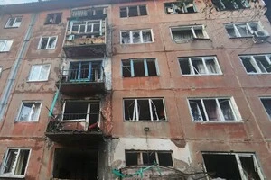 Росія атакувала багатоповерхівку на Донеччині: постраждала дитина