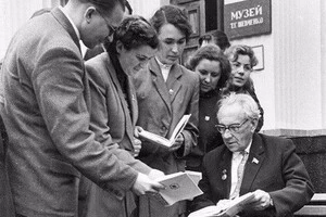 Максим Рильський «приручив» свого сексота. Онук славетного поета розповів, як дід уживався з КДБ