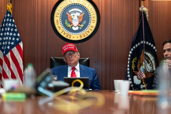 Трамп заявив, що США підписали торговельну угоду з Китаєм