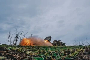 Постійне загрозливе гудіння в небі – це нова реальність українського фронту