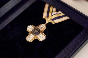 Зеленський нагородив Анджея Дуду Орденом Свободи