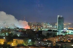 Після атаки сталася пожежа в районі металургійного заводу