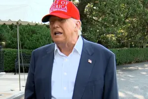 Трамп «розгляне» депортацію Ілона Маска