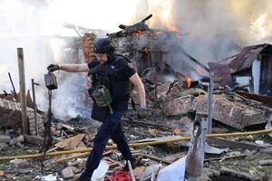 Полтава: дрони вдарили по будівлі ТЦК та житлових будинках (фото)