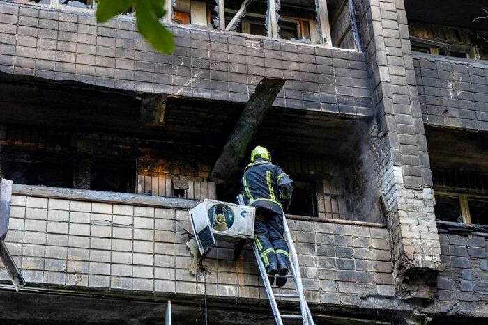Нічна масована атака на Київ 4 липня: 26 постраждалих, ліквідація наслідків триває (оновлено)