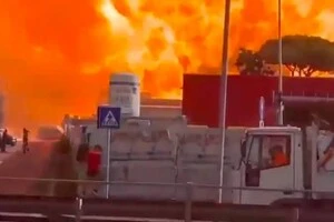 У Римі прогримів потужний вибух на АЗС: є постраждалі (відео)