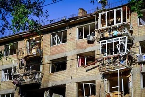 Наслідки російського обстрілу Києва 4 липня 2025 року