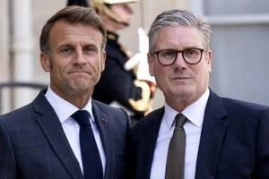 Конфлікт Стармера і Макрона загрожує «коаліції охочих»