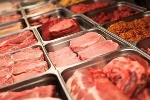 Продаж швидкопсувних товарів дозволено лише до 12 години