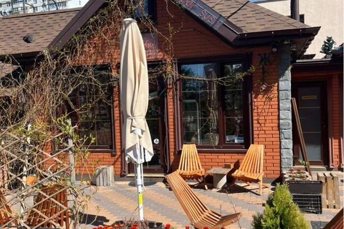 Суд зобов’язав власників знести ресторан-самобуд неподалік озера «Тельбін» (фото)