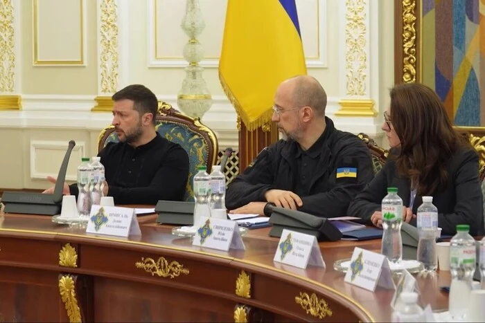 Зеленський вніс зміни до складу РНБО