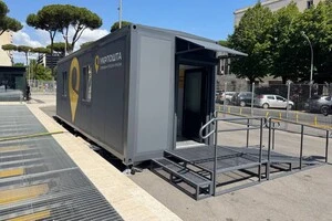 «Укрпошта» відкрила перше власне відділення за кордоном