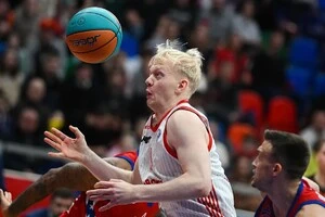 Касаткіна звинувачують у «змові з метою здійснення комп'ютерного шахрайства» та «участь у шахрайстві»