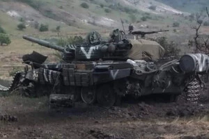 Танк стоимостью $5 млн уничтожается роем дронов стоимостью $10 тысяч