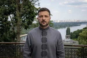 За словами Зеленського, українці стійко тримаються у війні проти РФ, адже захищають свій дім