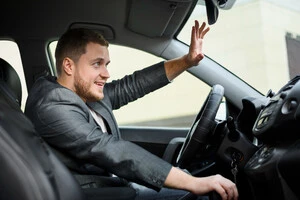 Шахраї масово підробляють посвідчення водія, змінюючи фотографію на документі 