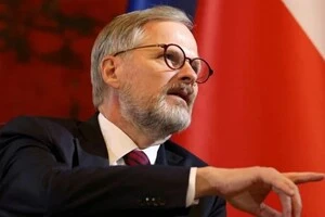 Чехія відмовилася купувати зброю у США для України