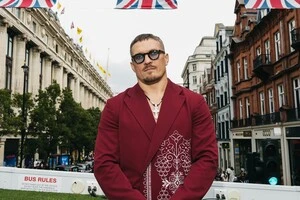 Усик: Фʼюрі підтримує хлопця, який допомагає вбивати українських людей