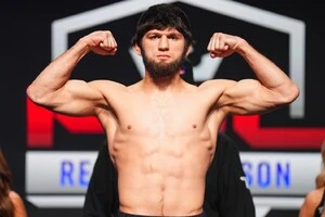 Хізрієв перебуває у стабільному стані, його життю нічого не загрожує