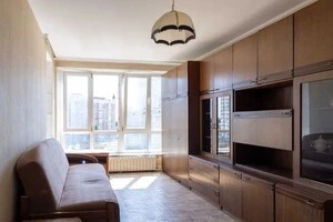 Попит на квартири вторинного ринку у Києві знизився: дані дослідження