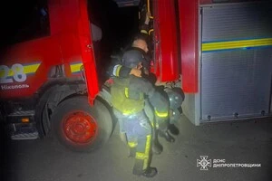 Окупанти атакували FPV-дроном рятувальників