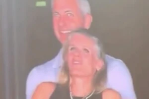 «Камера поцілунків» підловила IT-мільярдера Енді Байрона з іншою жінкою