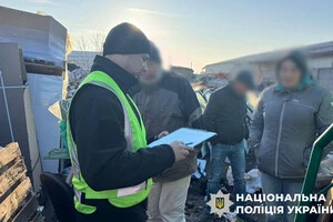 Закопували токсичні відходи в ґрунт. На Київщині директор та працівники двох підприємств підуть під суд