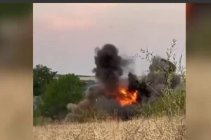 Момент вибуху ворожого авто 