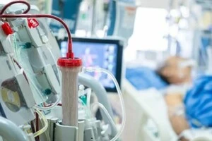 Чоловік, який повернувся до життя через пів години після «смерті», зараз госпіталізований для обстежень