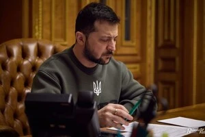 Володимир Зеленський увів у дію рішення РНБО про введення санкцій проти п'яти людей